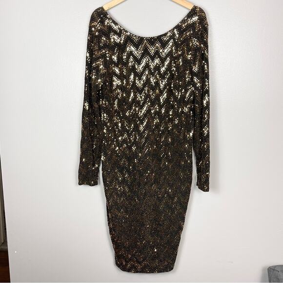 Fashion Nova Mini Sequence Dress Open Back Black and Gold Women’s size 2X - Picture 1 of 6